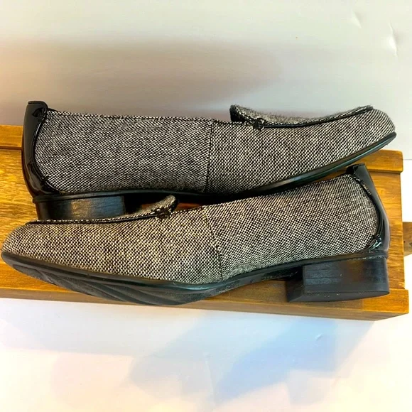 Clarks Keesha Luca Loafers. S-6.5M - Picture 9 of 9